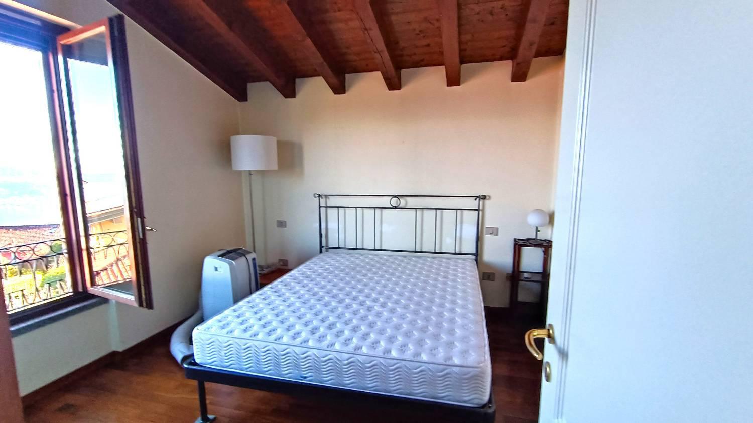 Villa in vendita a Meina (NO)