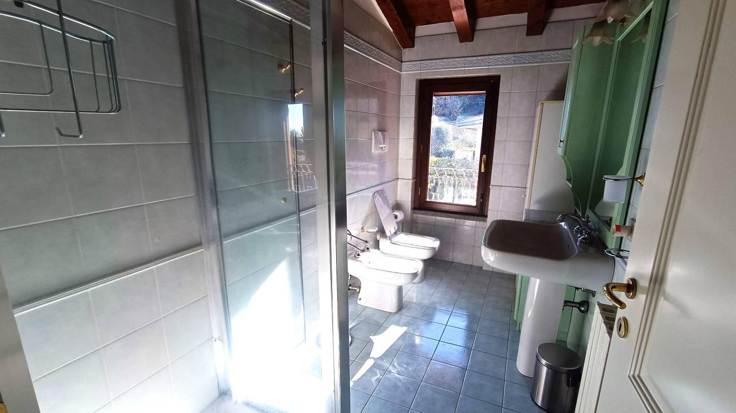 Villa in vendita a Meina (NO)