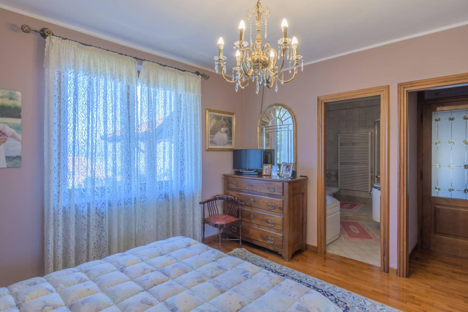 Villa in vendita a Meina (NO)
