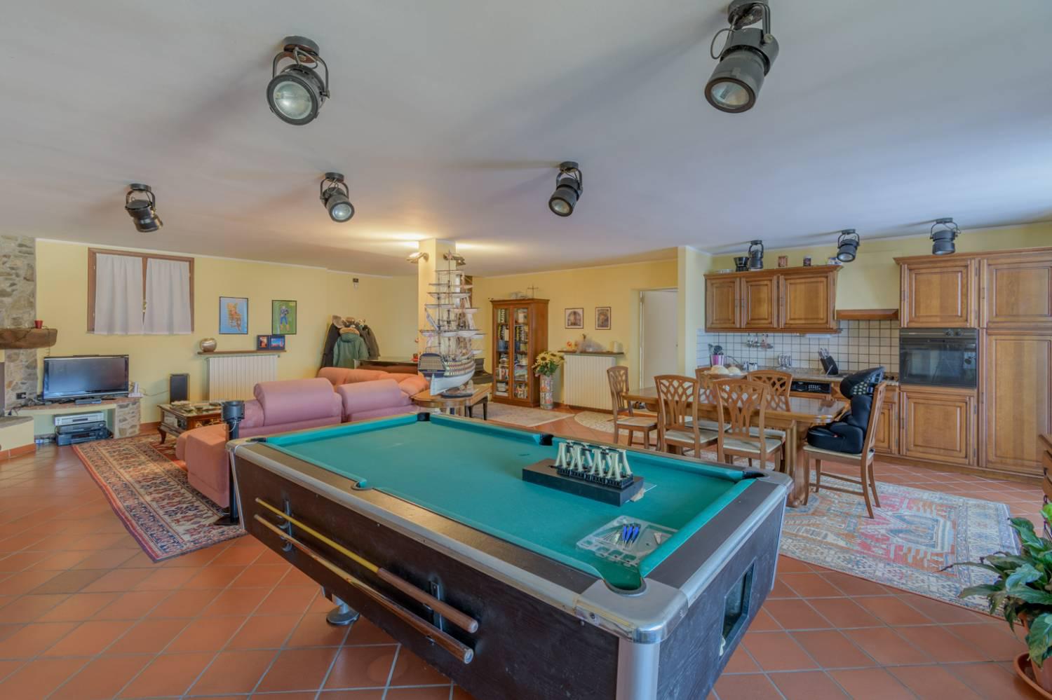 Villa in vendita a Meina (NO)