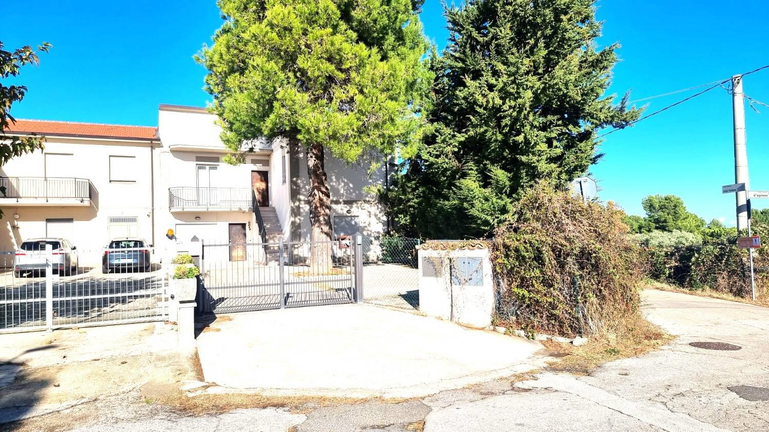 Foto 2 di 31 - Appartamento in vendita a Montesilvano