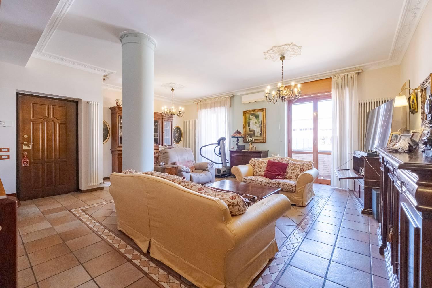 Porzione di casa vendita Limbiate (Monza e della Brianza)