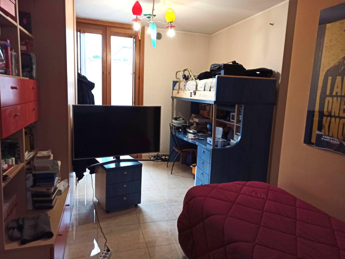 Foto 10 di 16 - Appartamento in vendita a Avellino