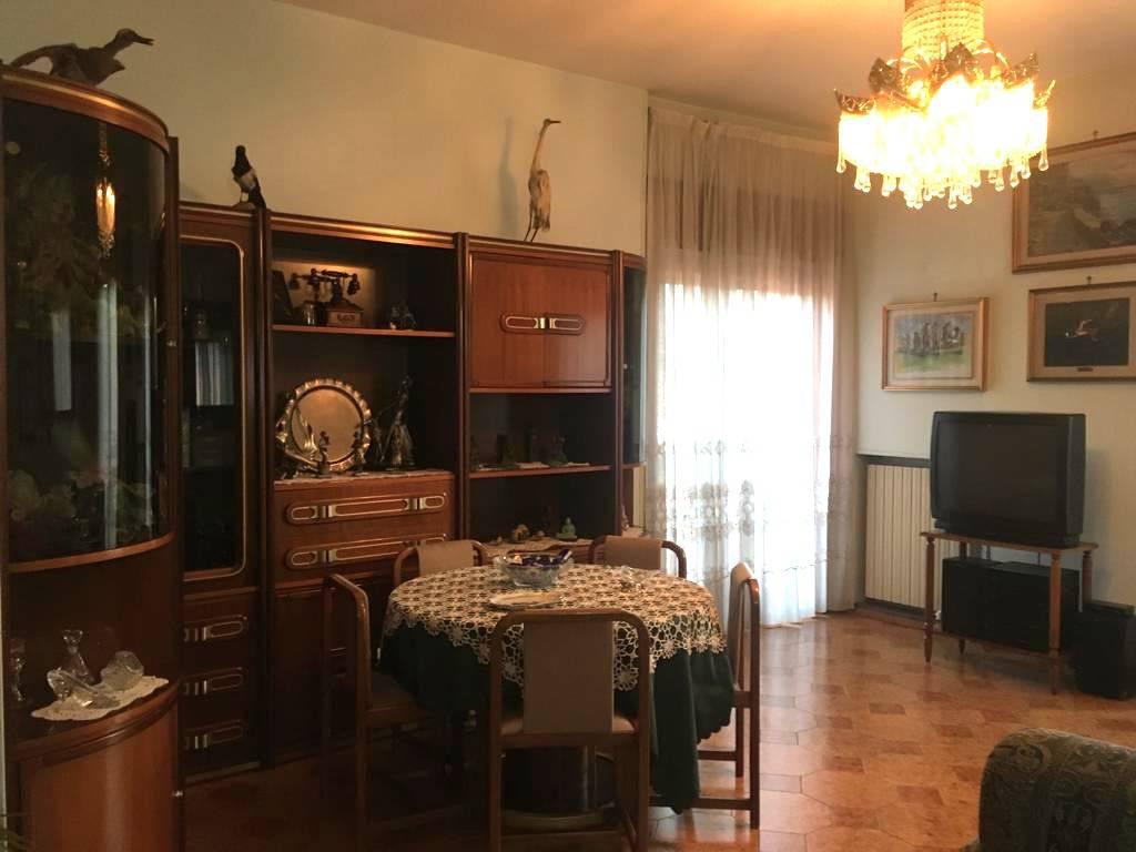 Foto 2 di 7 - Appartamento in vendita a Avellino