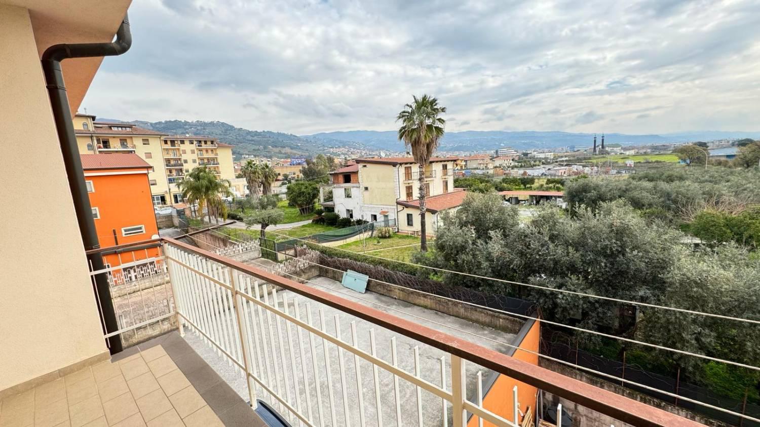 Foto 10 di 13 - Appartamento in vendita a Lamezia Terme