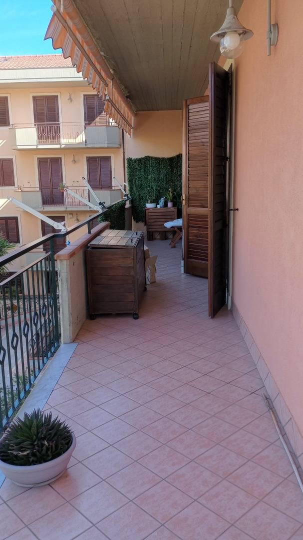 Foto 13 di 17 - Appartamento in vendita a Aci Catena