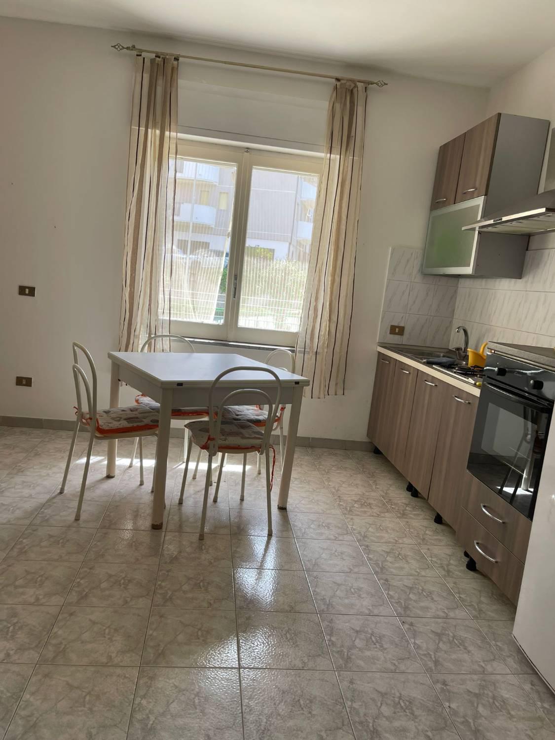 Foto 1 di 4 - Appartamento in vendita a Crotone
