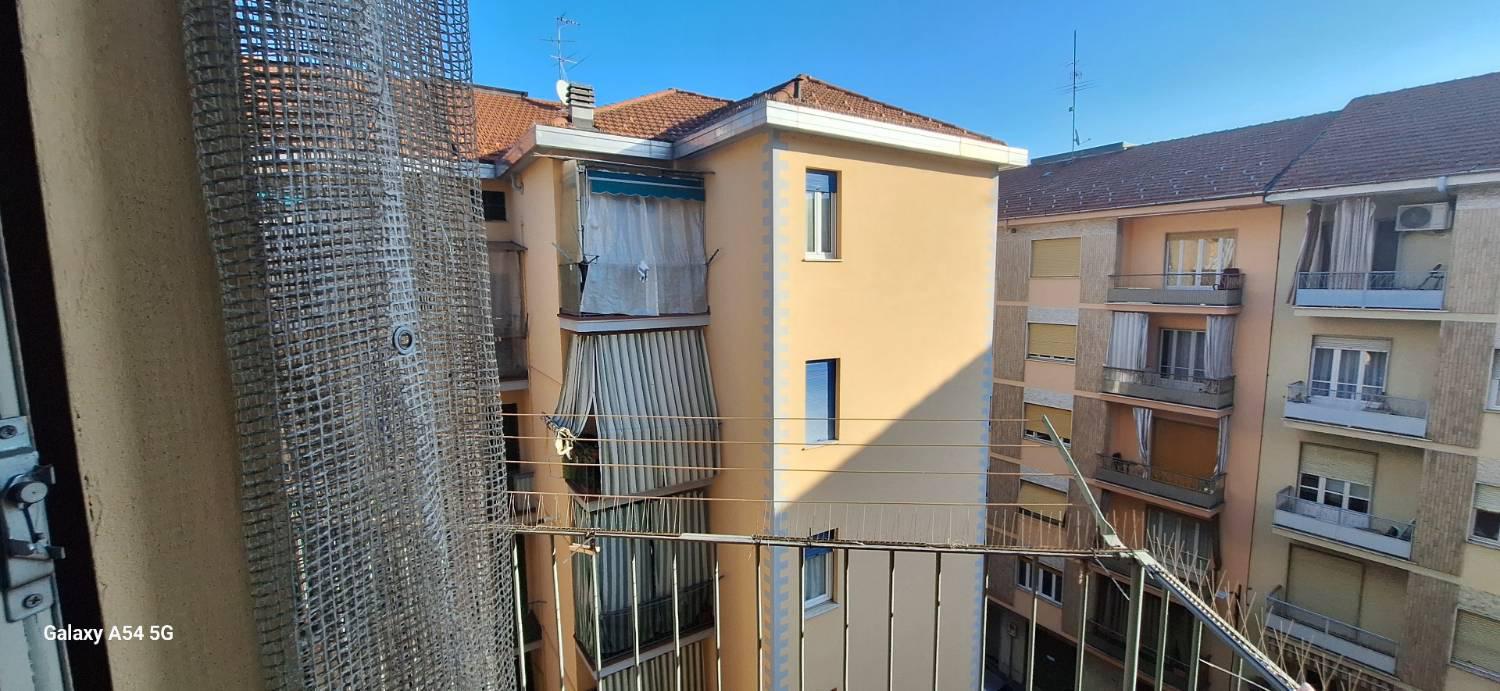 Foto 8 di 14 - Appartamento in vendita a Asti