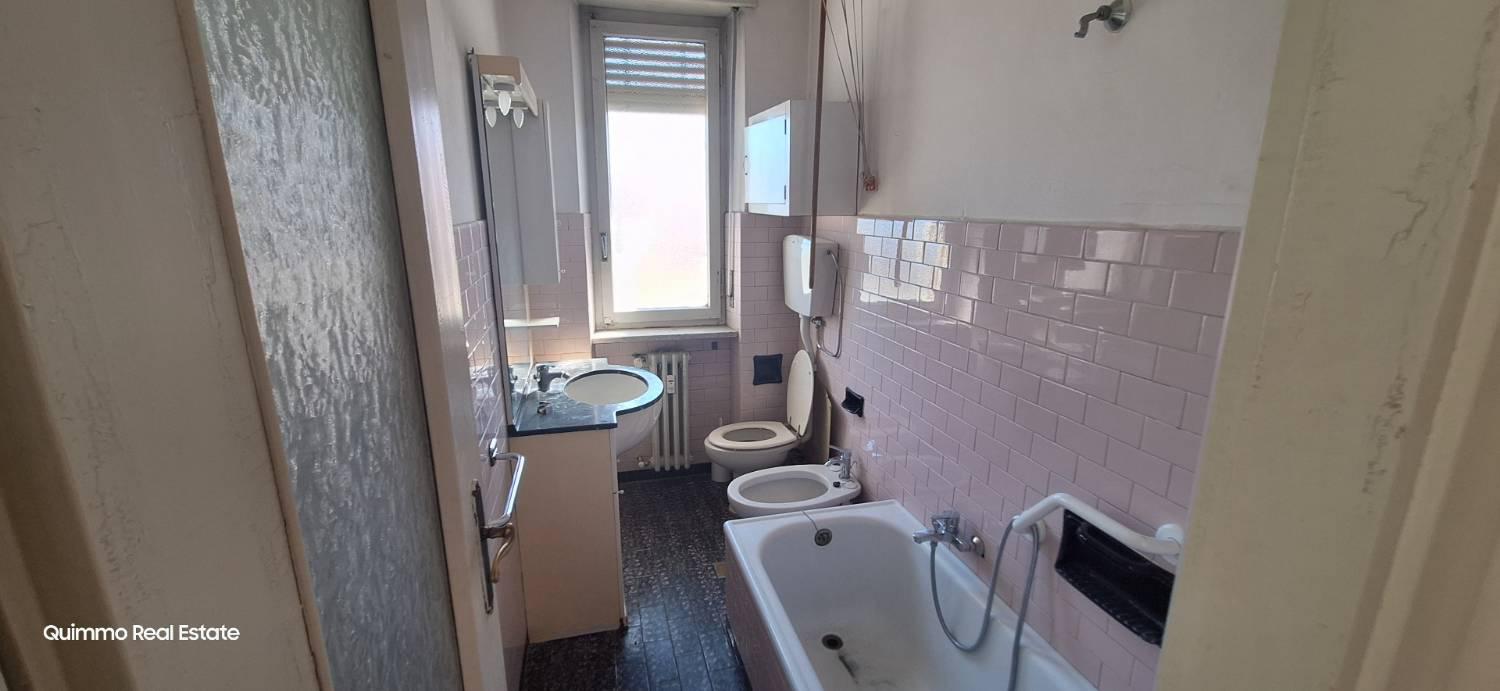 Foto 18 di 19 - Appartamento in vendita a Asti
