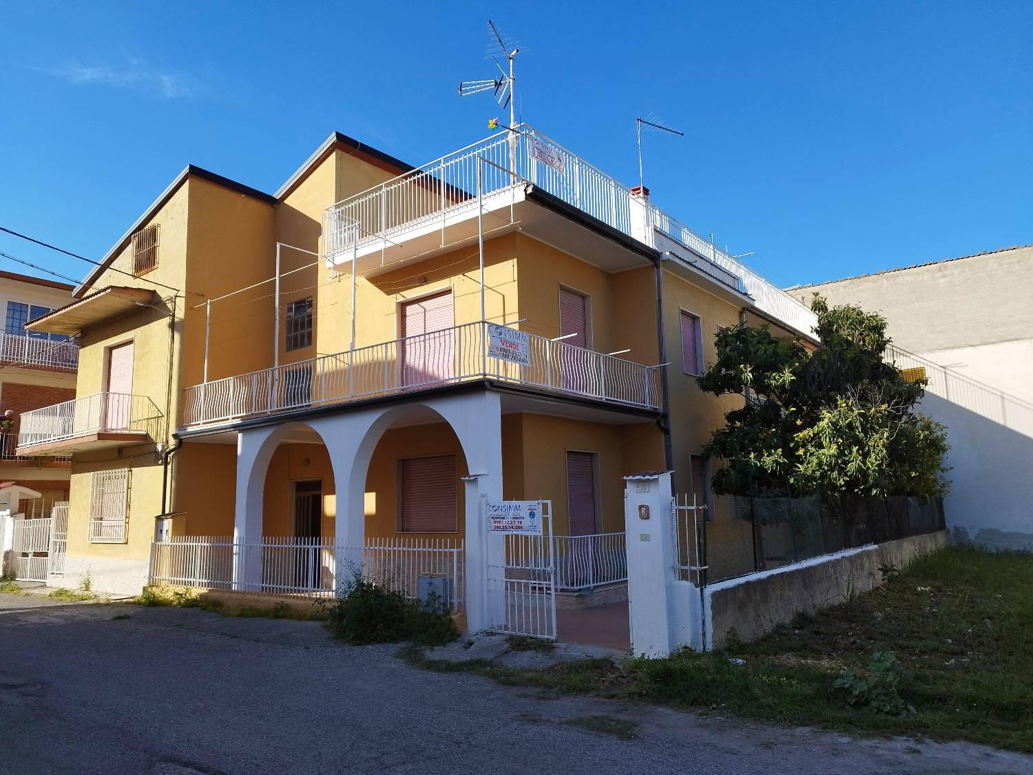 Foto 21 di 30 - Palazzo o stabile in vendita a Villapiana