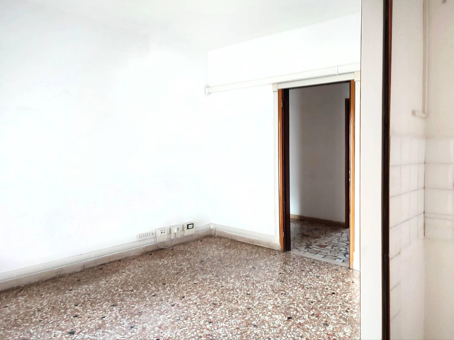 Foto 6 di 10 - Appartamento in vendita a Venezia