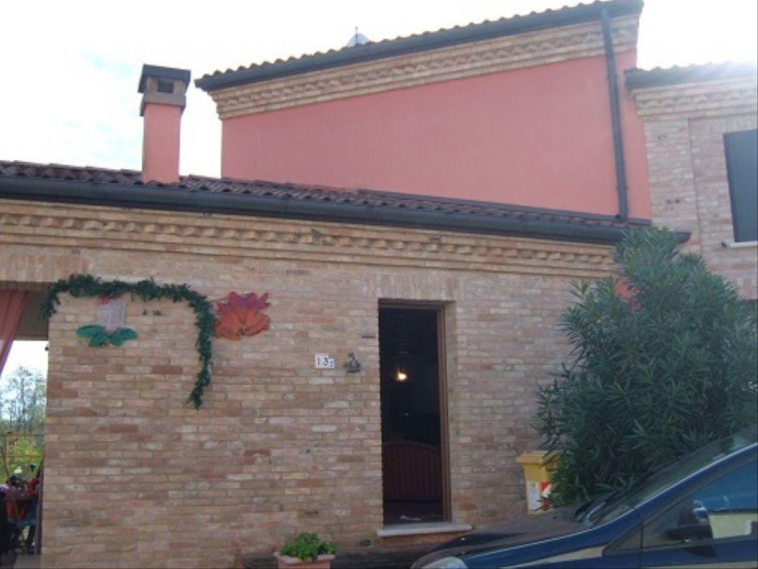 Villa a schiera Veggiano 330 (55364986)
