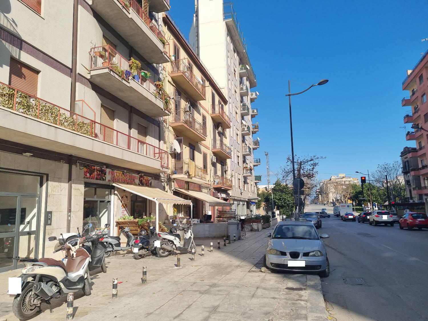 Foto 20 di 21 - Appartamento in vendita a Palermo