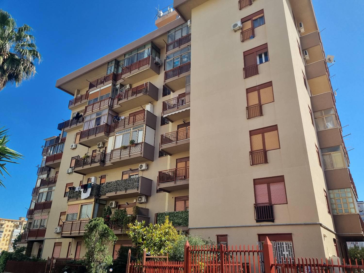 Foto 19 di 20 - Appartamento in vendita a Palermo
