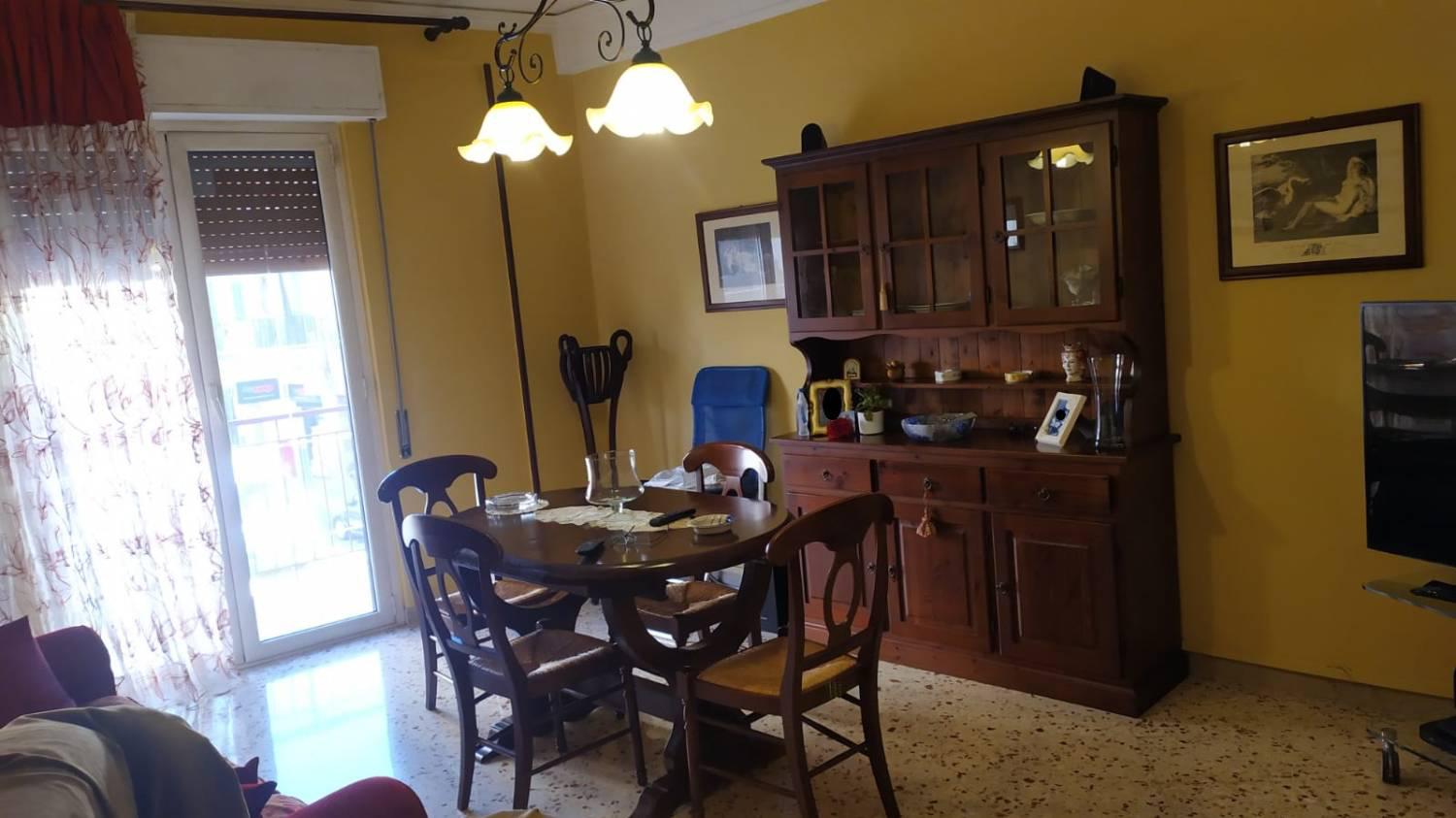 Foto 3 di 17 - Appartamento in vendita a Palermo