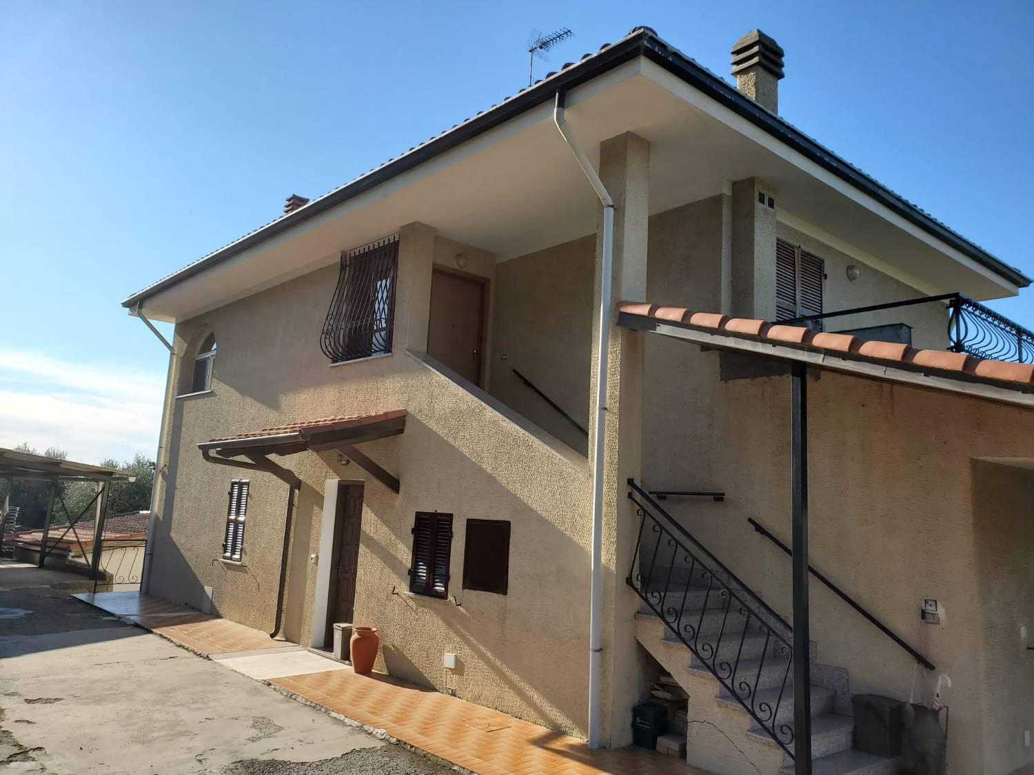 Casa semi-indipendente in vendita a Bordighera (IM)