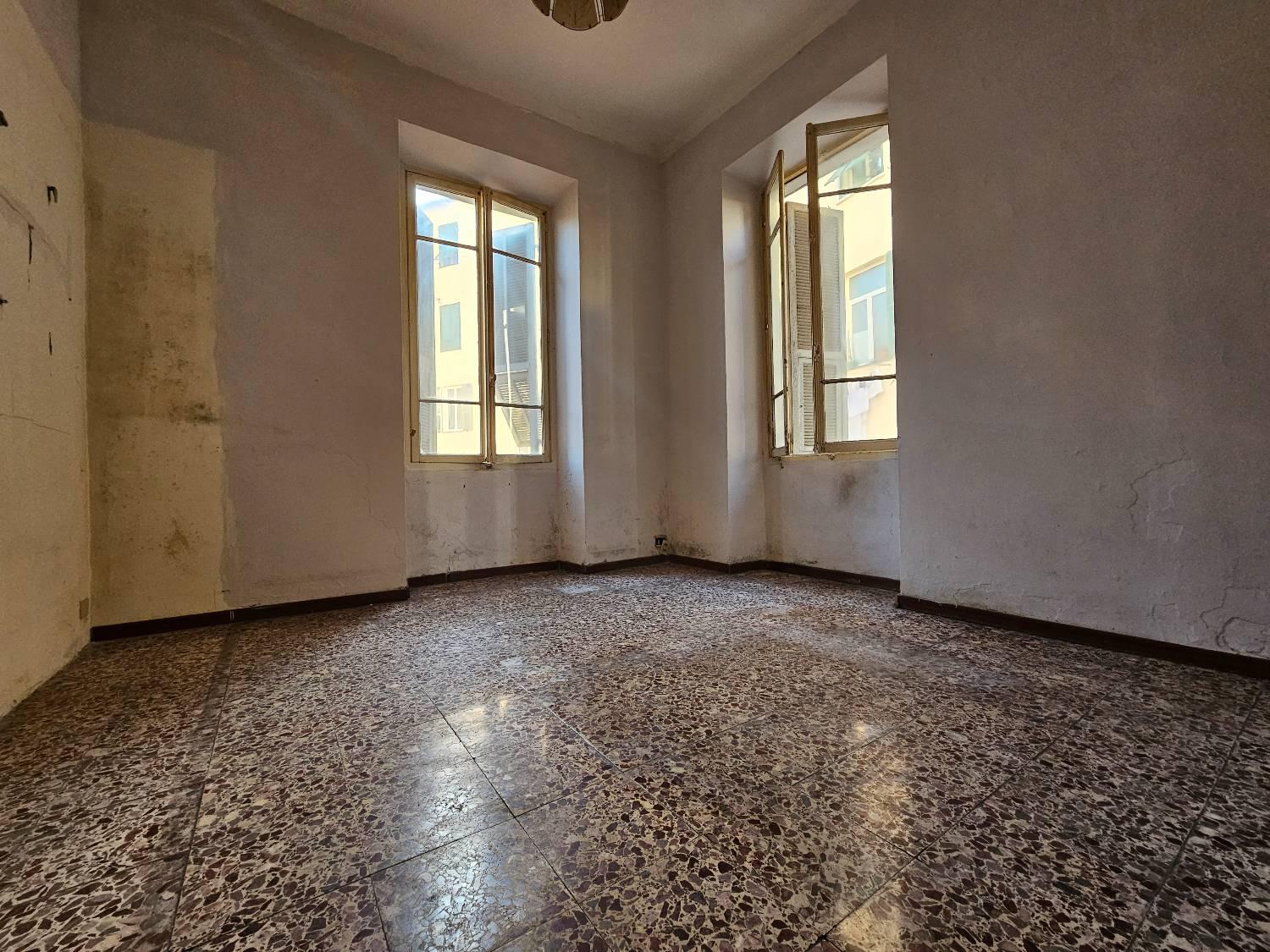 Foto 7 di 11 - Appartamento in vendita a Ventimiglia