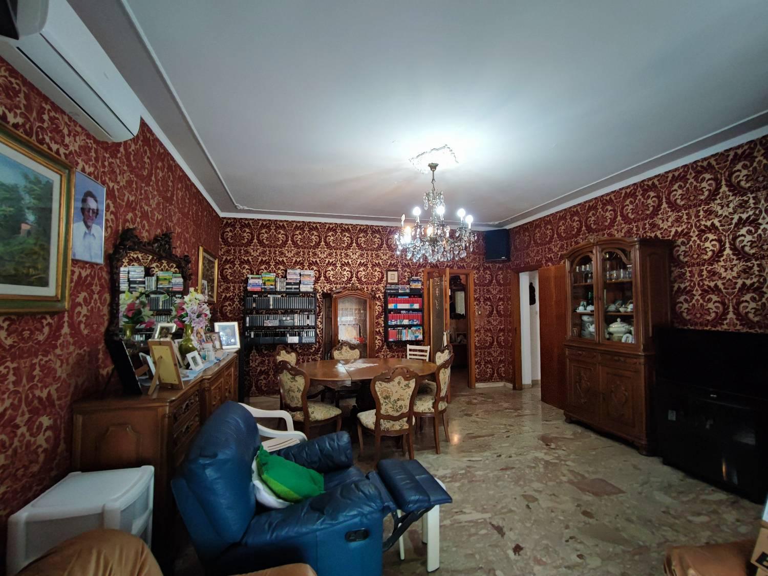 Foto 2 di 16 - Appartamento in vendita a Pescara