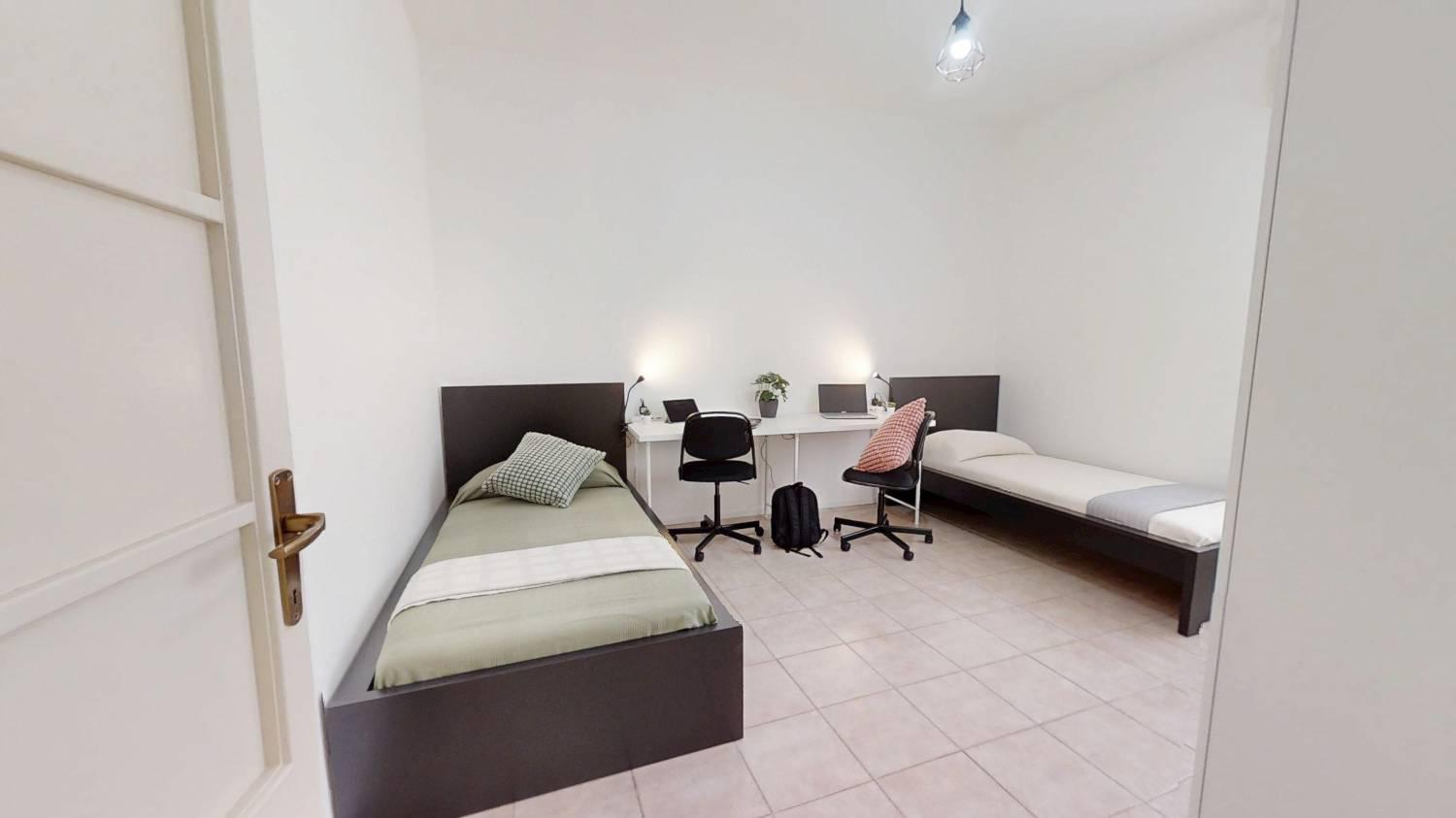 https://img.idia-cdn.it/images/1759/51841/__IAAS1zU__Via-Giusto-de-Menabuoi-3bis-Padova-04142025_155638.jpg