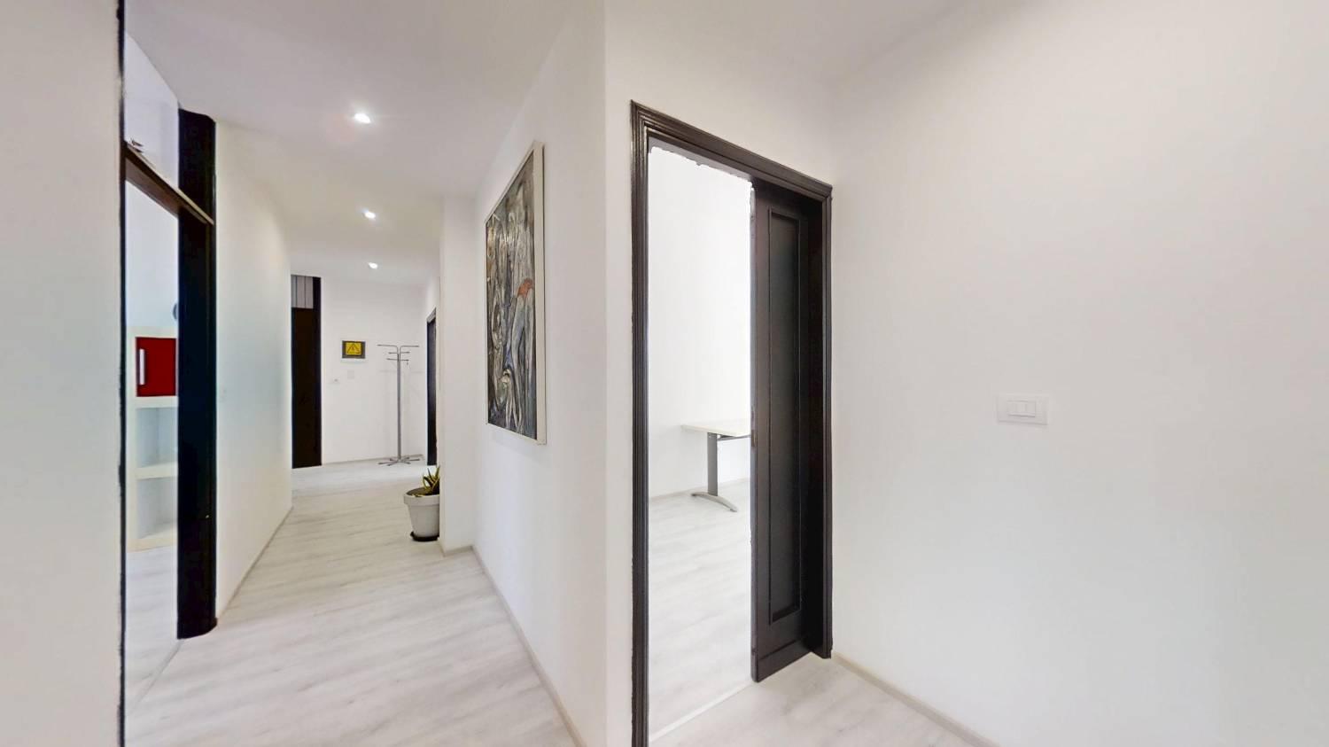 https://img.idia-cdn.it/images/1759/57044/__IAAS1zU__Via-Venezia-Stra-PD-38-12112025_100120.jpg