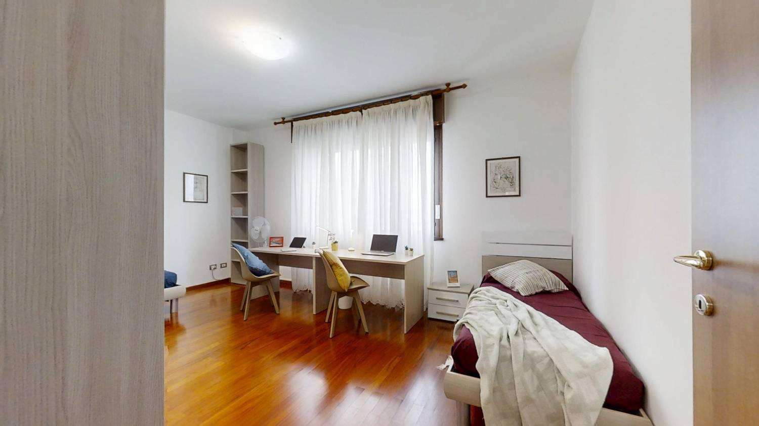 https://img.idia-cdn.it/images/1759/57243/__IAAS1zU__Via-Vittorio-Alfieri-17-PD-26-05192025_182948.jpg