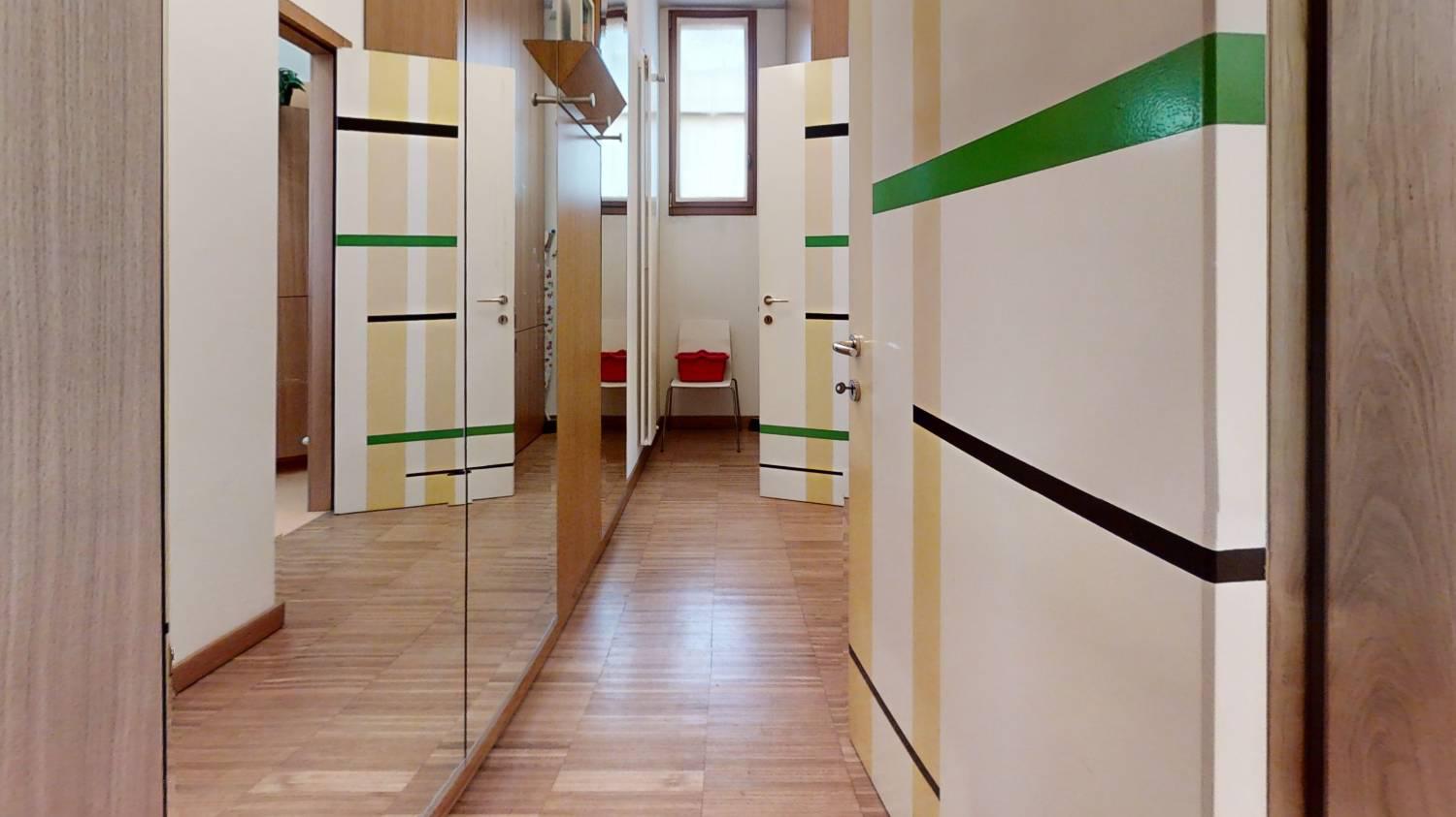 https://img.idia-cdn.it/images/1759/59957/__IAAS1zU__Bathroom_8.jpg