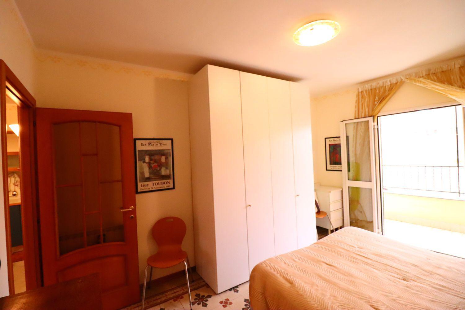 Foto 11 di 33 - Appartamento in vendita a Loano