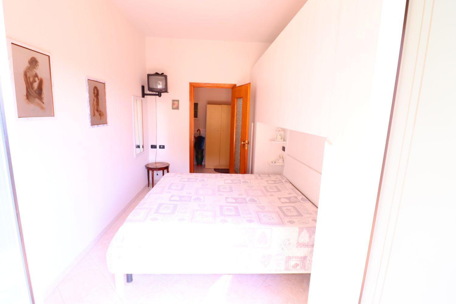Foto 14 di 24 - Appartamento in vendita a Loano