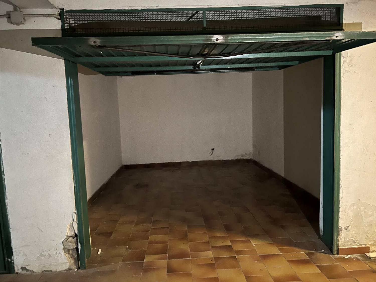 Foto 4 di 4 - Garage in vendita a Battipaglia