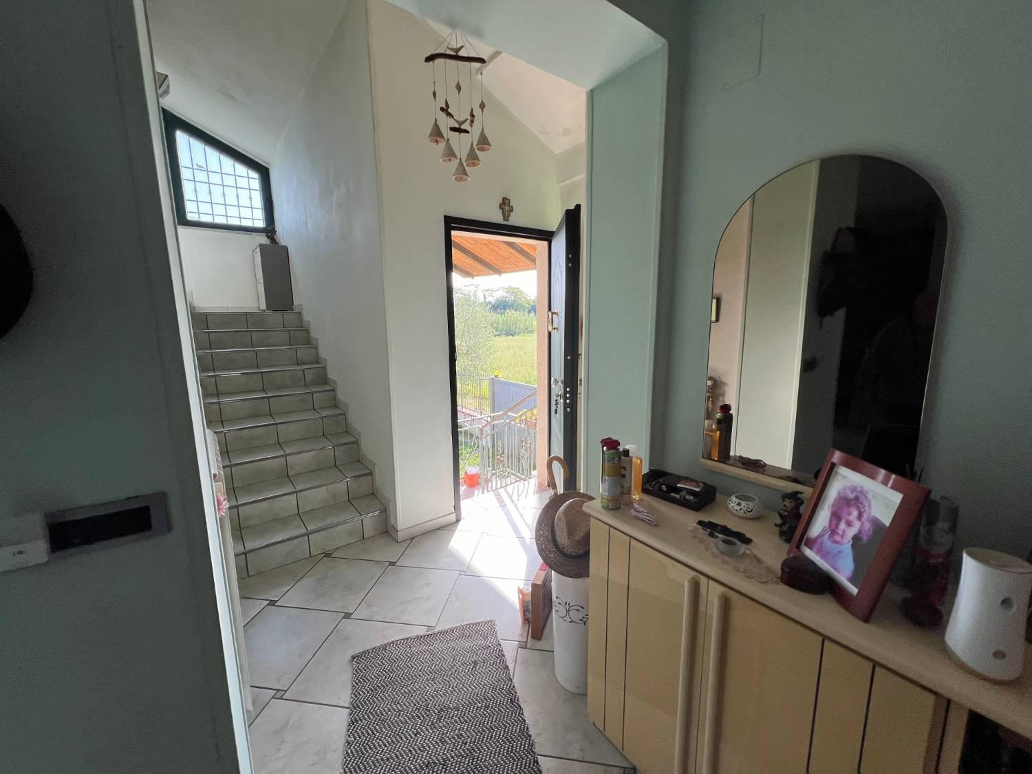 Villa in vendita a Montecorvino Rovella (SA)