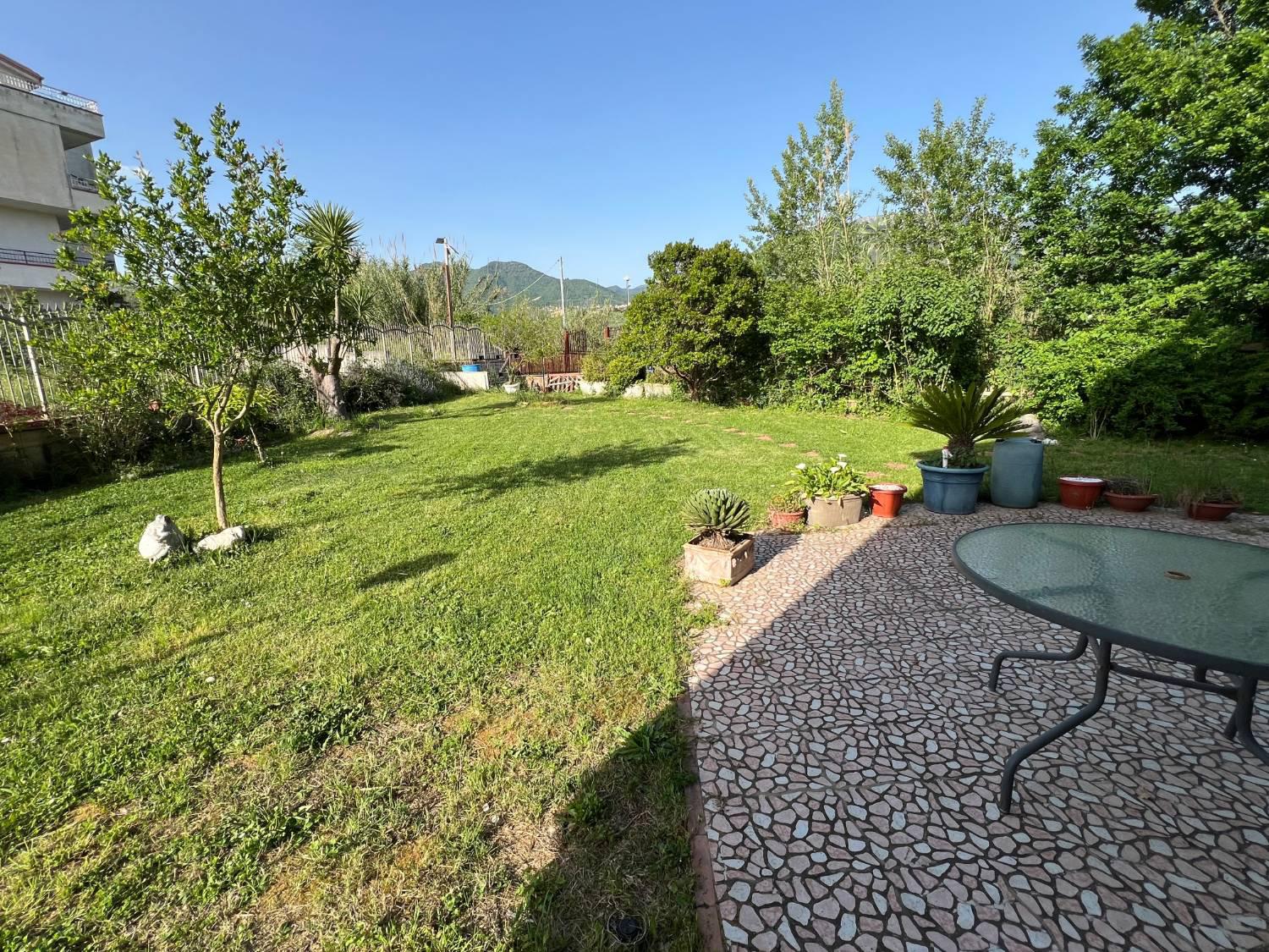 Villa in vendita a Montecorvino Rovella (SA)