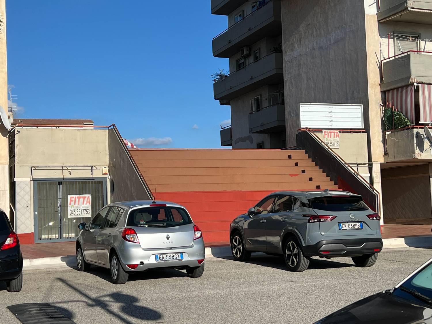 Fondo commerciale in affitto a Battipaglia (SA)