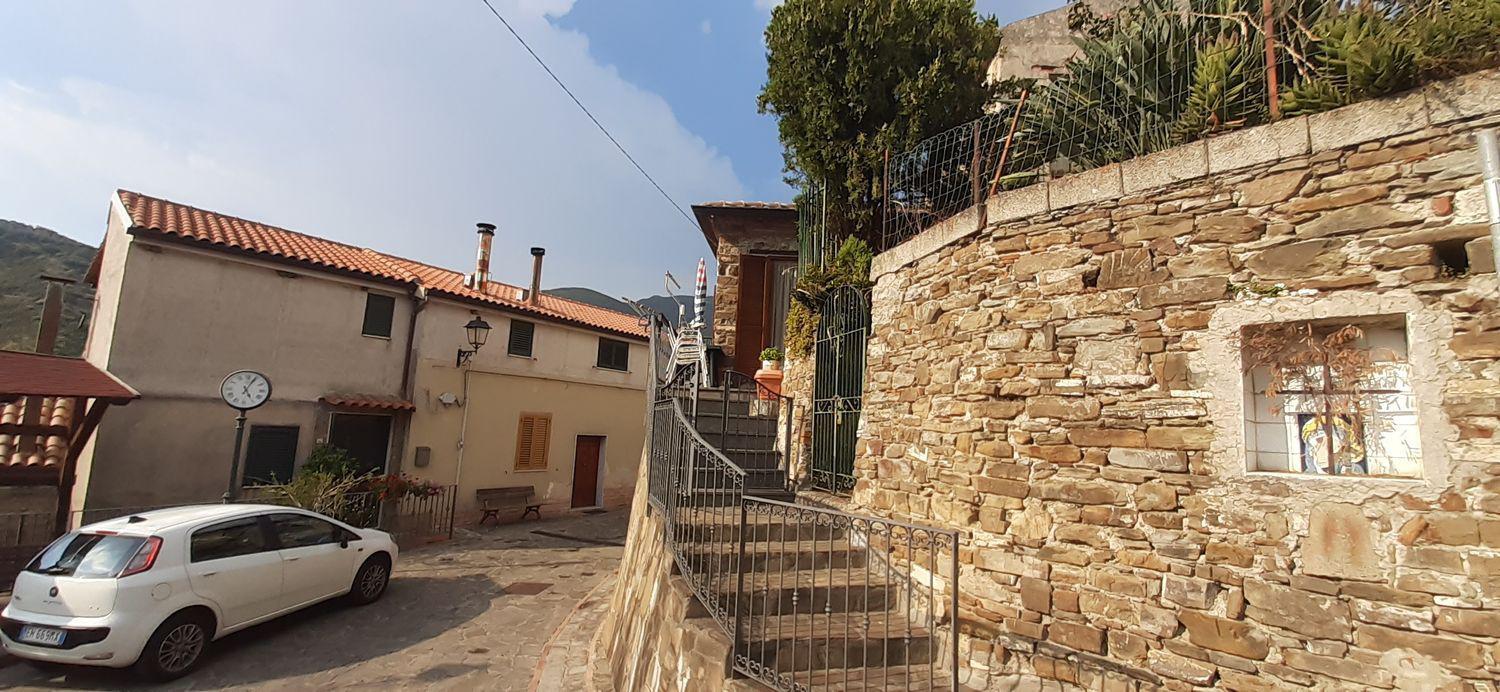 Foto 10 di 11 - Villa a schiera in vendita a Serramezzana