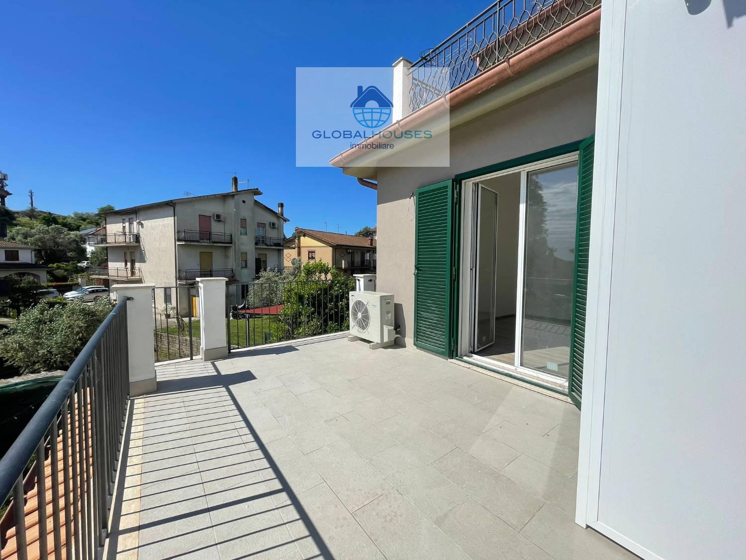 Appartamento in vendita a Anguillara Sabazia (RM)