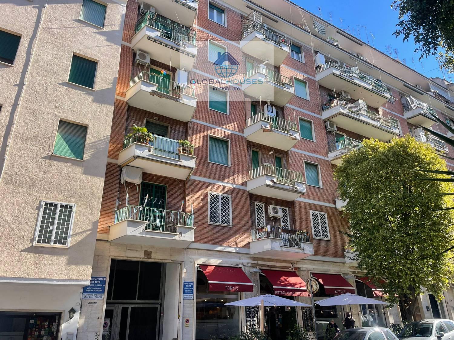 Foto 1 di 15 - Appartamento in vendita a Roma