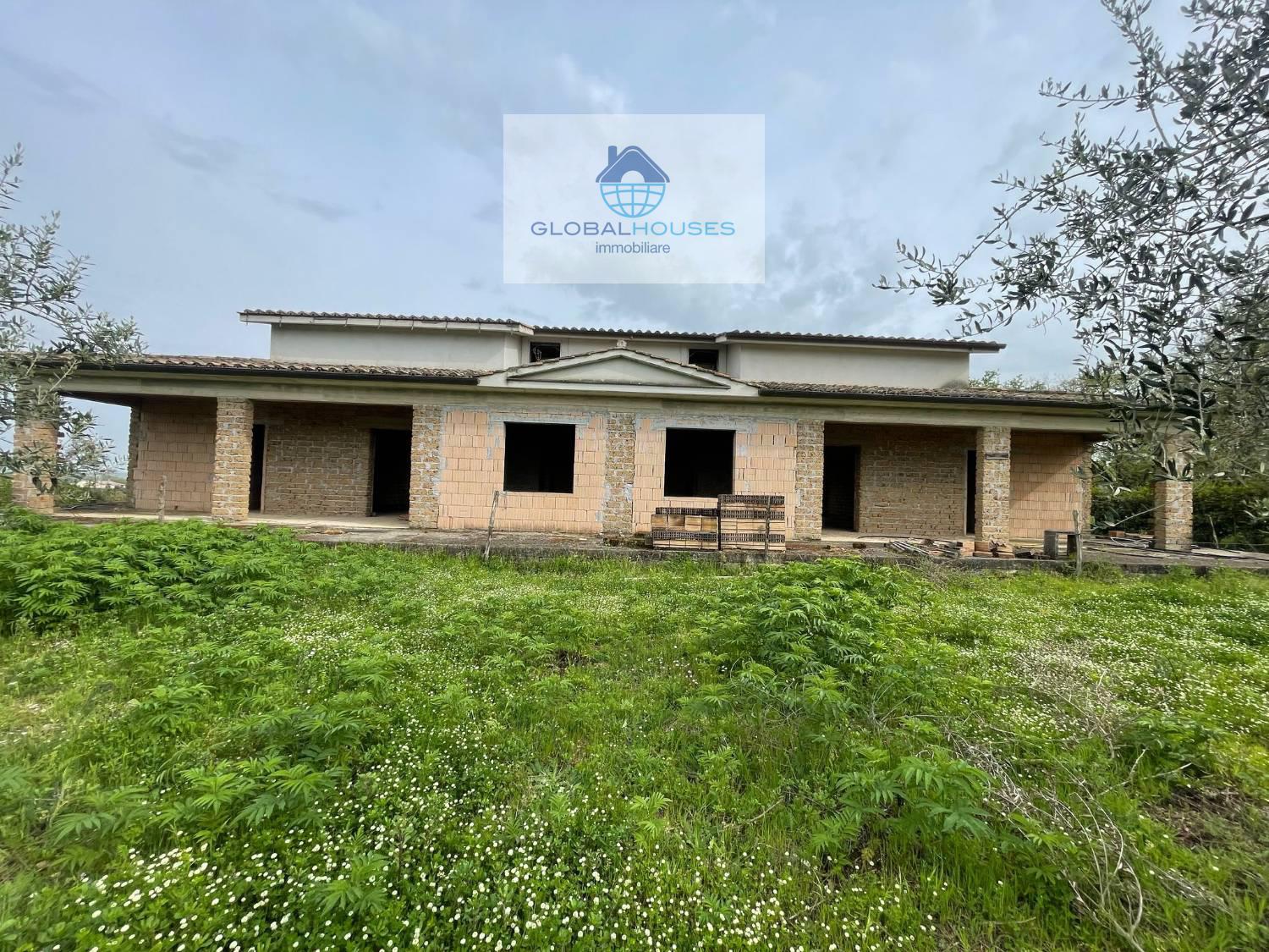 Rustico in vendita a Monterosi (VT)
