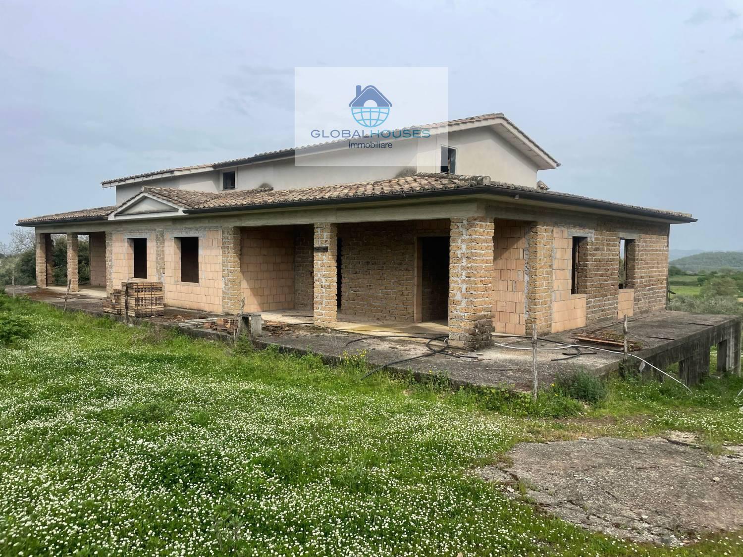 Rustico in vendita a Monterosi (VT)