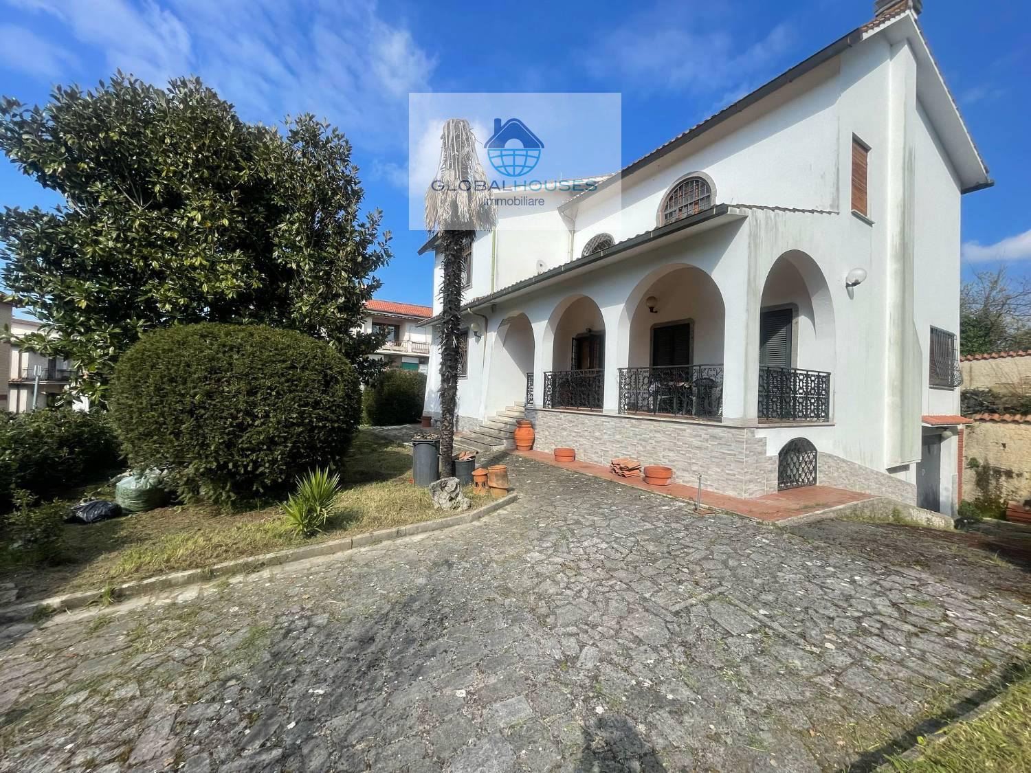 Villa in vendita a Campagnano Di Roma (RM)