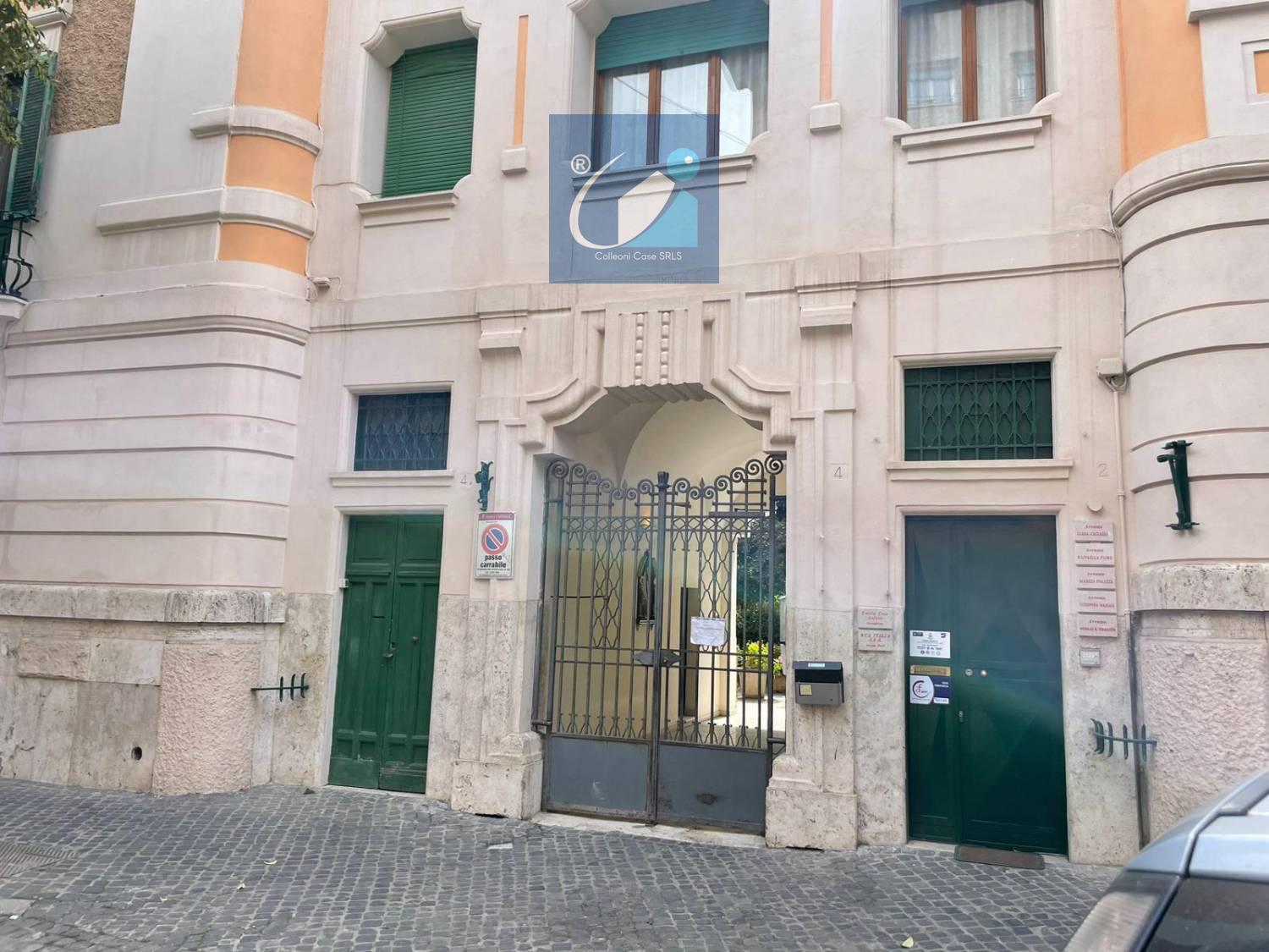 Foto 3 di 16 - Appartamento in vendita a Roma