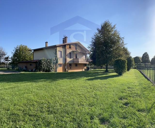 Foto 2 di 9 - Villa in vendita a Fontanafredda
