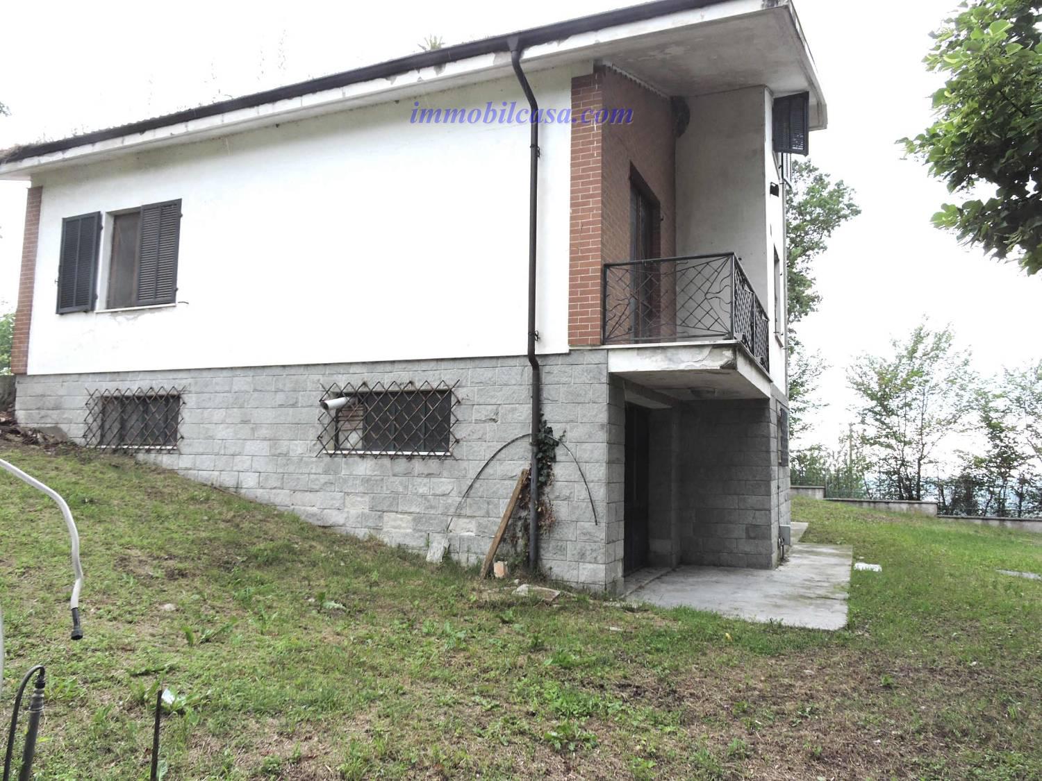 Villa in vendita a Clavesana (CN)