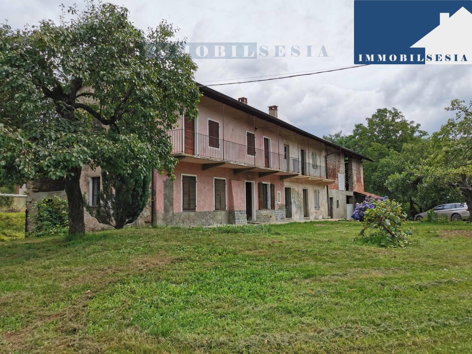 Casa Indipendente in vendita in localita'rovanei, Borgosesia