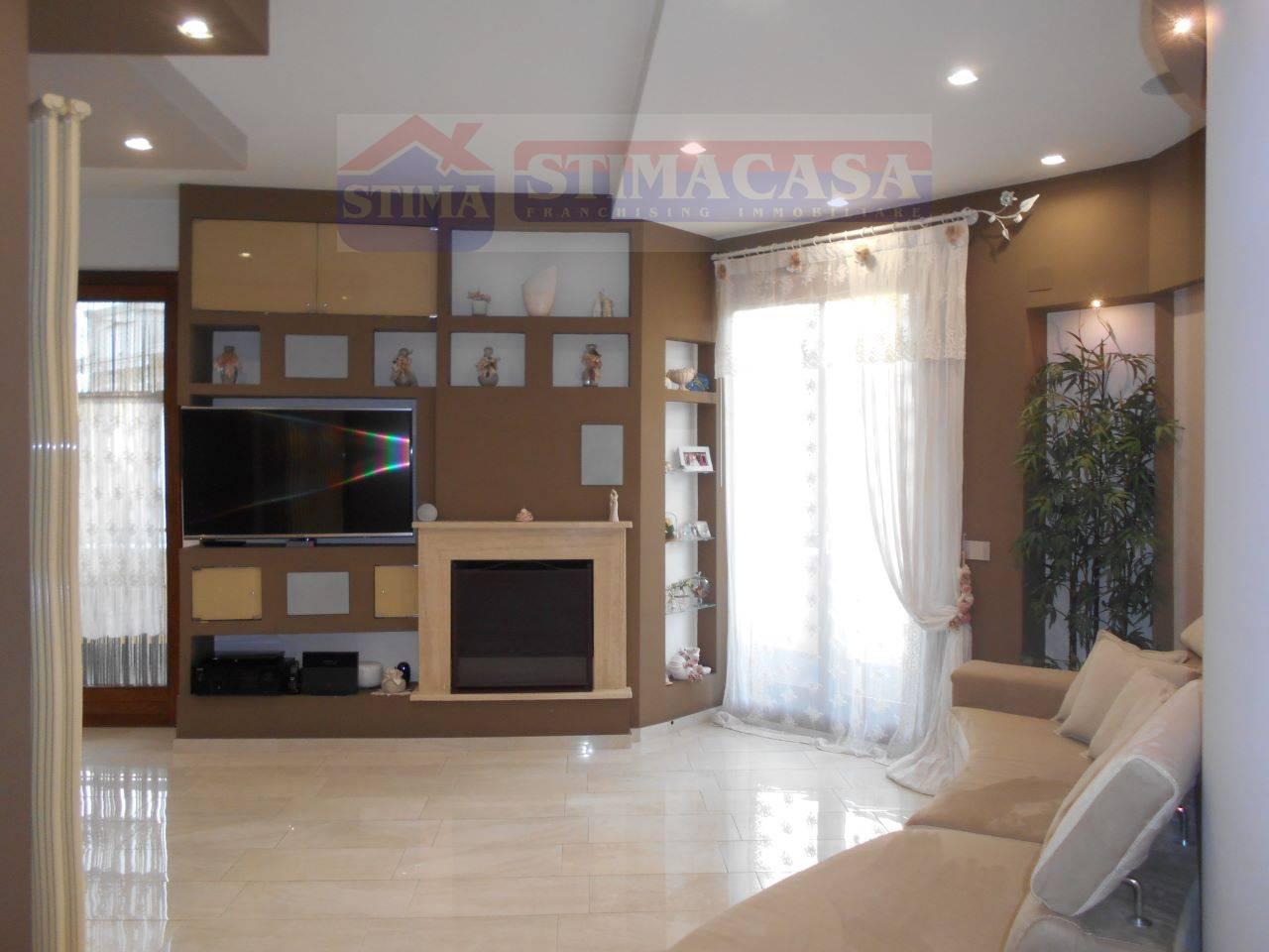 Foto 1 di 31 - Appartamento in vendita a Cardito