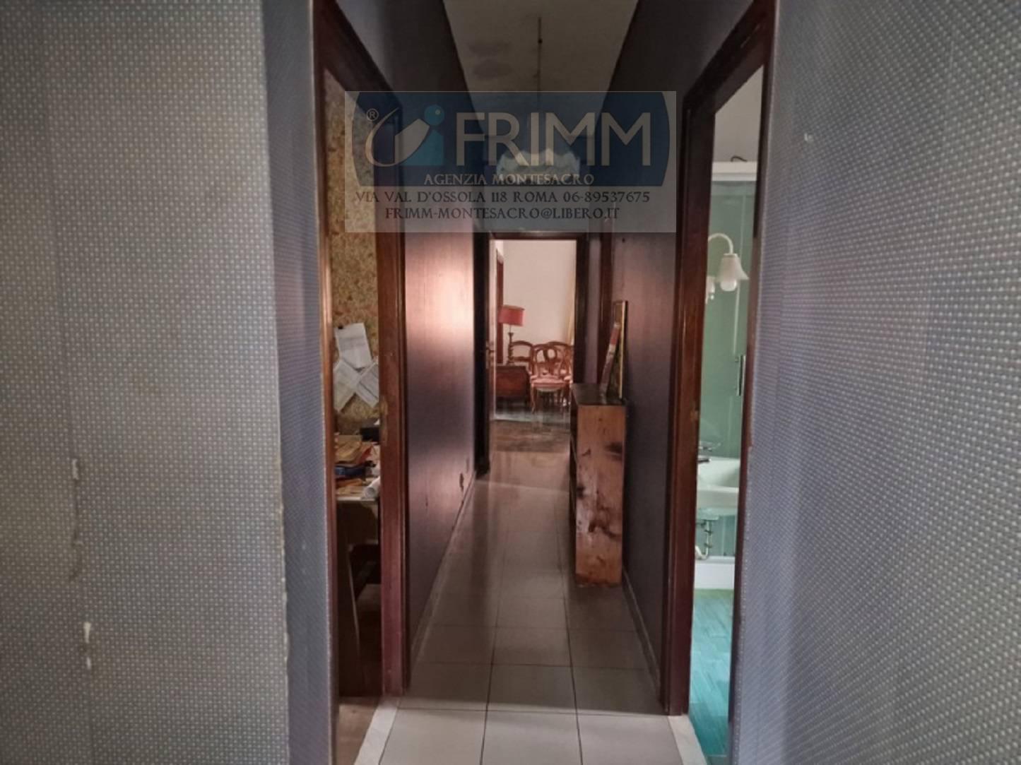 Foto 15 di 30 - Appartamento in vendita a Roma