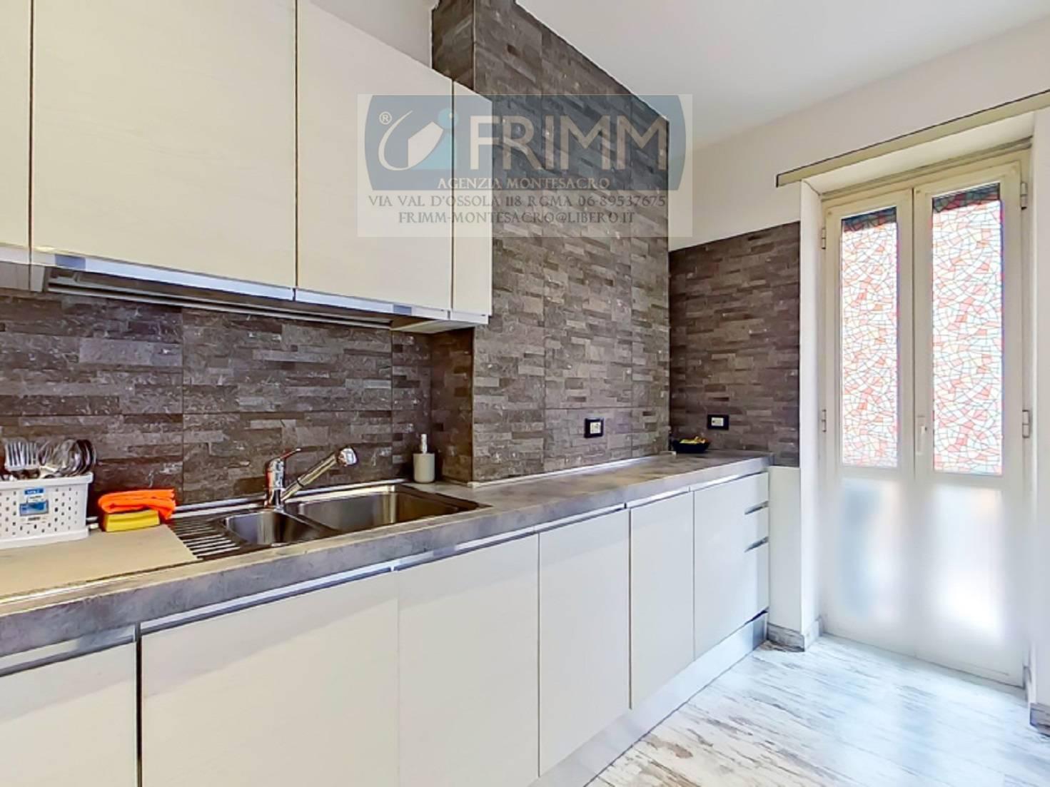 Foto 11 di 18 - Appartamento in vendita a Roma
