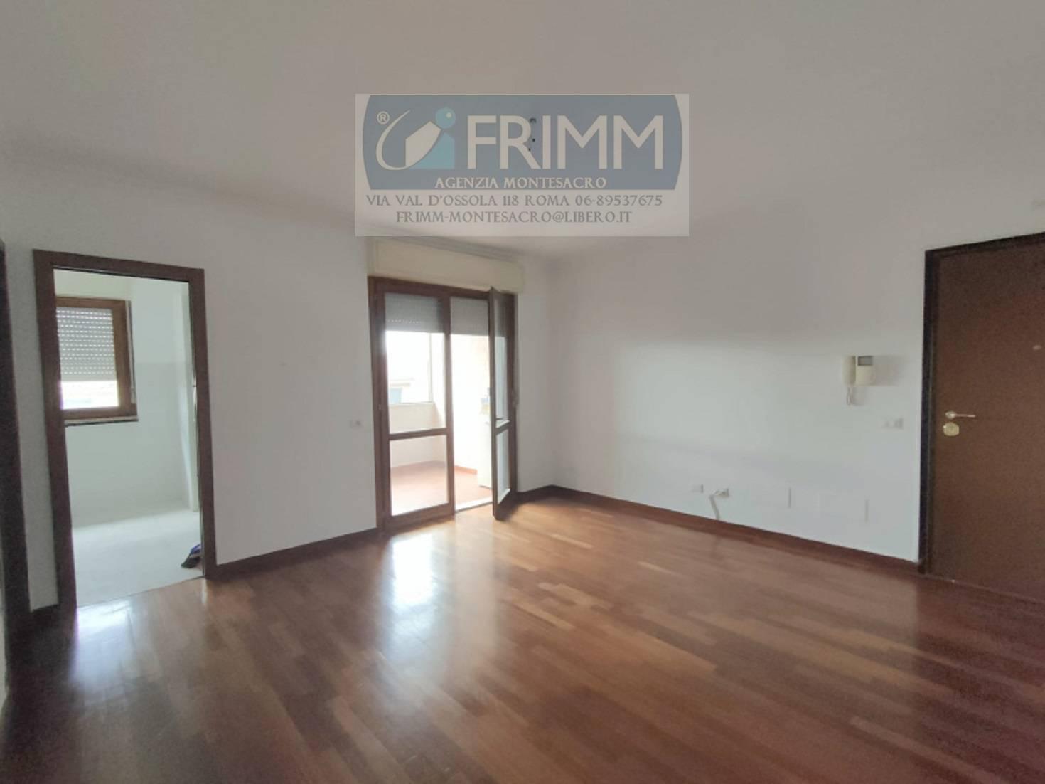 Foto 3 di 15 - Appartamento in vendita a Roma