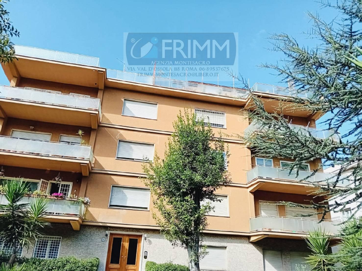 Foto 1 di 28 - Appartamento in vendita a Roma