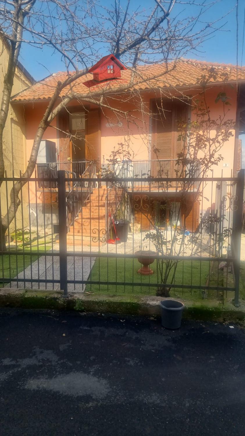 Foto 2 di 10 - Appartamento in vendita a Sulbiate