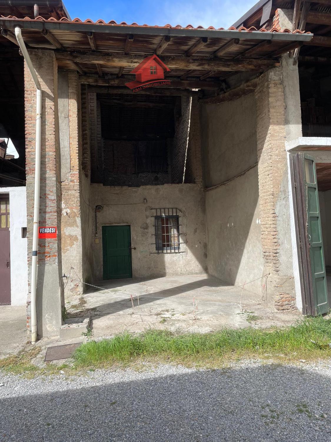 Foto 3 di 3 - Magazzino in vendita a Pontirolo Nuovo
