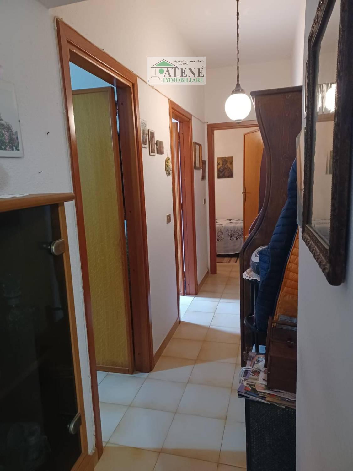 Foto 7 di 11 - Appartamento in vendita a Santa Teresa di Gallura